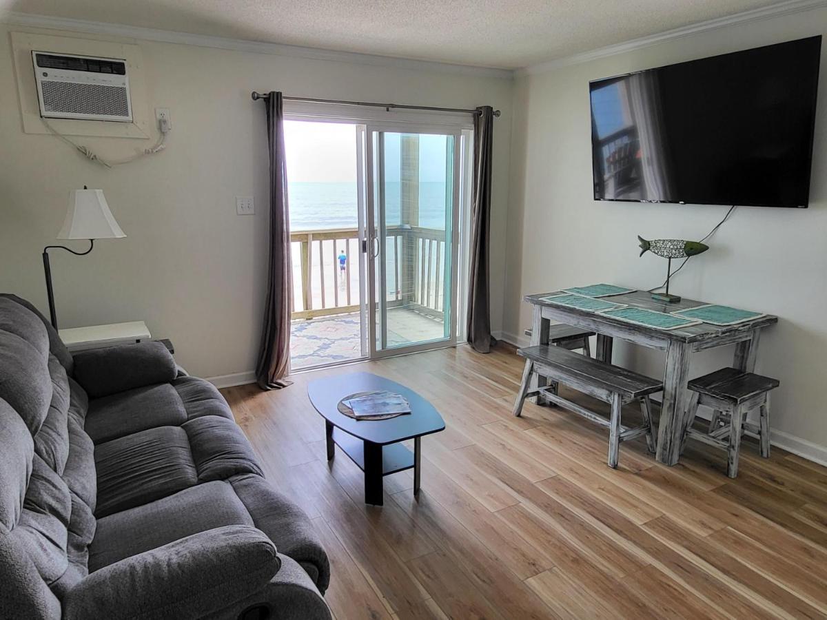 Villa Steps To The Ocean! 129 à North Topsail Beach Extérieur photo